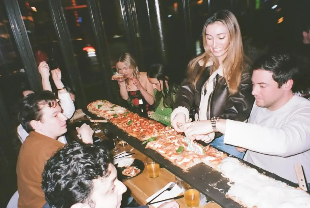Can Vegans Eat Pizza? Yes, & Here's How